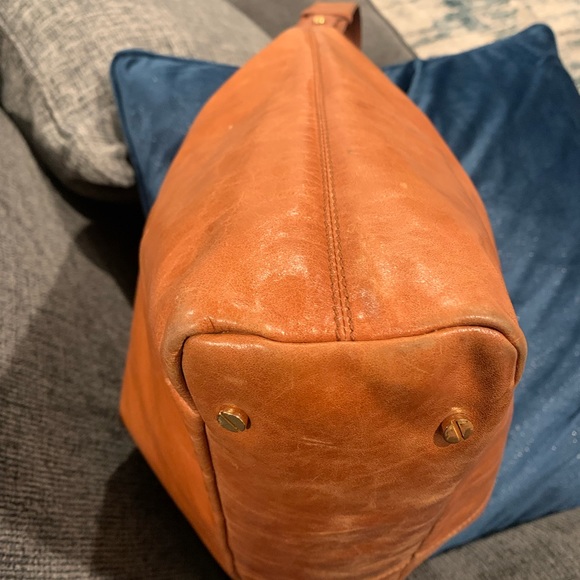 Tory Burch Large Preloved Shoulder Bag - Picture 13 of 13